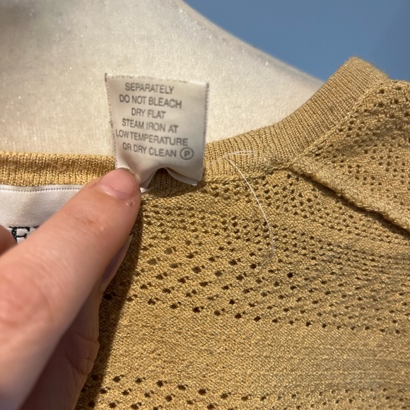 Belvedere Italy sleeveless tan knit sweater top women’s size large - Picture 6 of 6